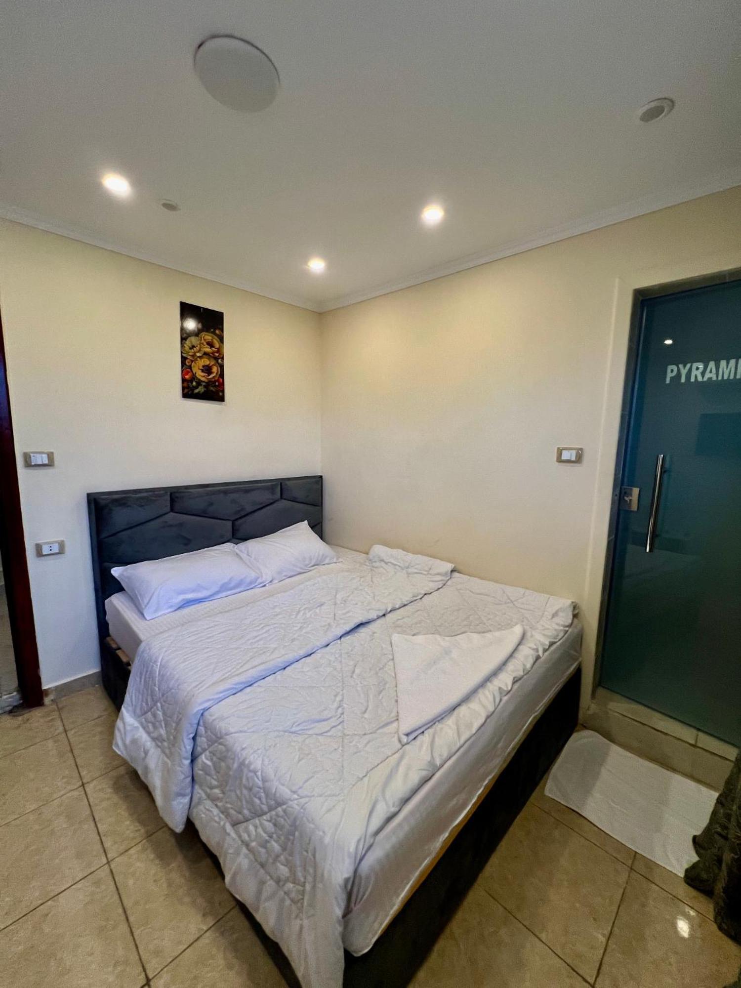 Pyramids Pride Inn Kafrat al Jabal Екстер'єр фото