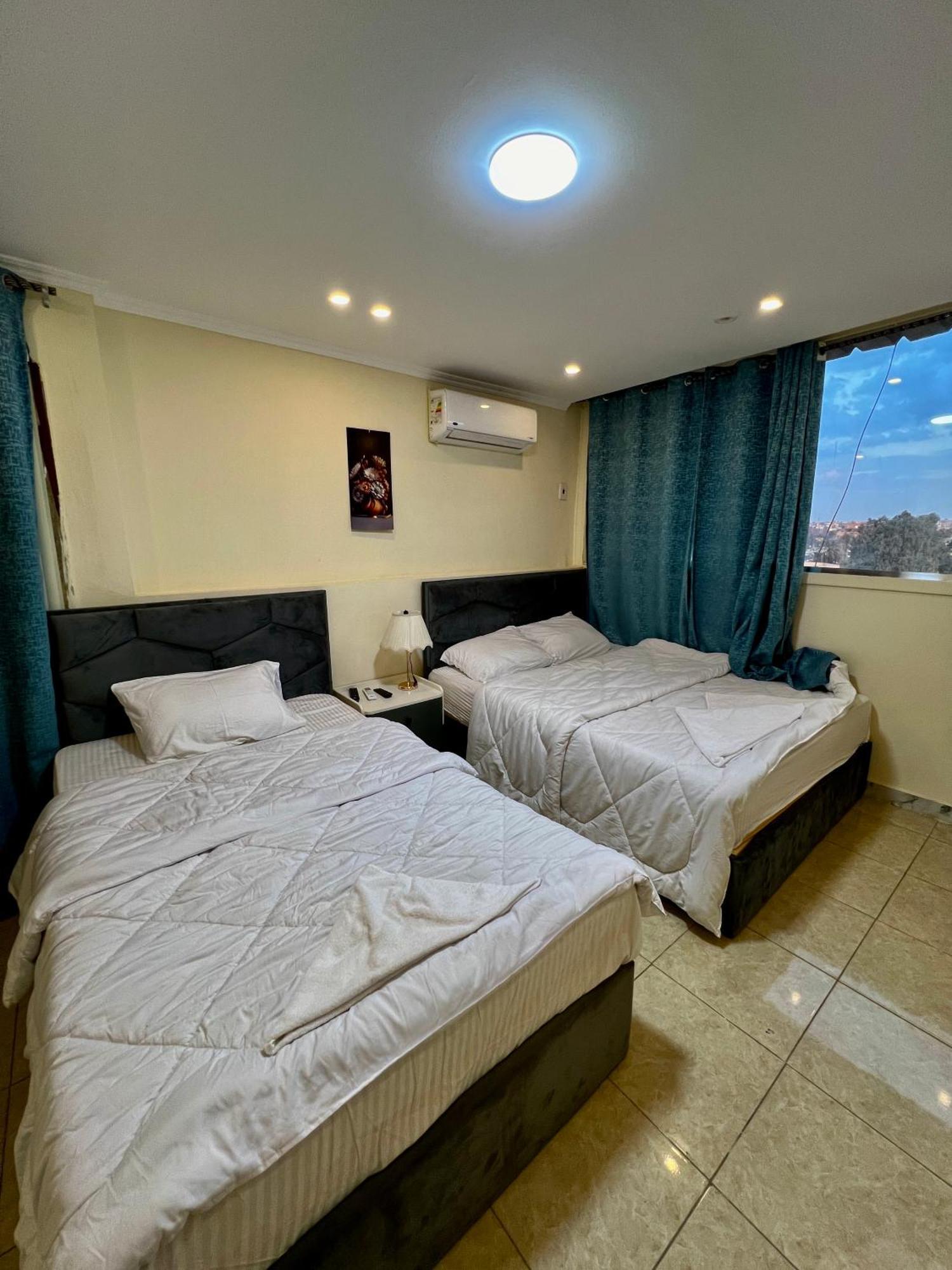 Pyramids Pride Inn Kafrat al Jabal Екстер'єр фото