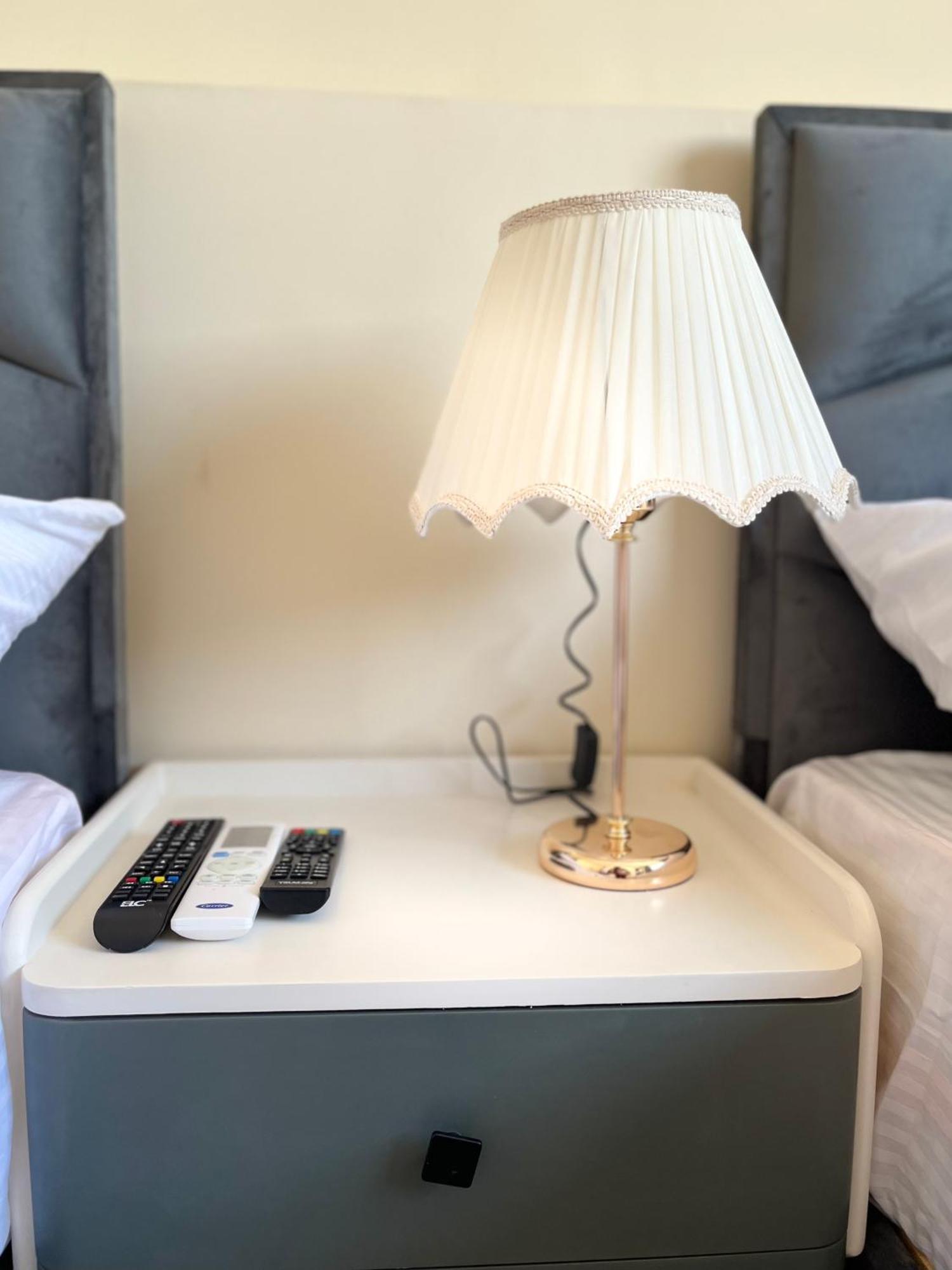 Pyramids Pride Inn Kafrat al Jabal Екстер'єр фото